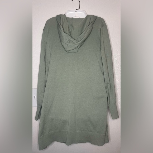 Peyton Primrose Hooded Cardigan Sage Green | M - Picture 7 of 8